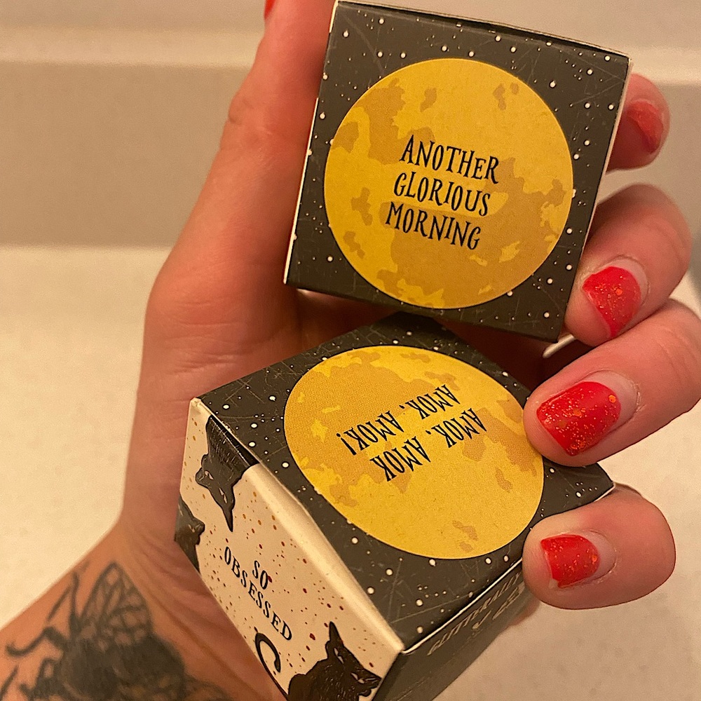 ColorPop x Disney Hocus Pocus Glitterally Obsessed